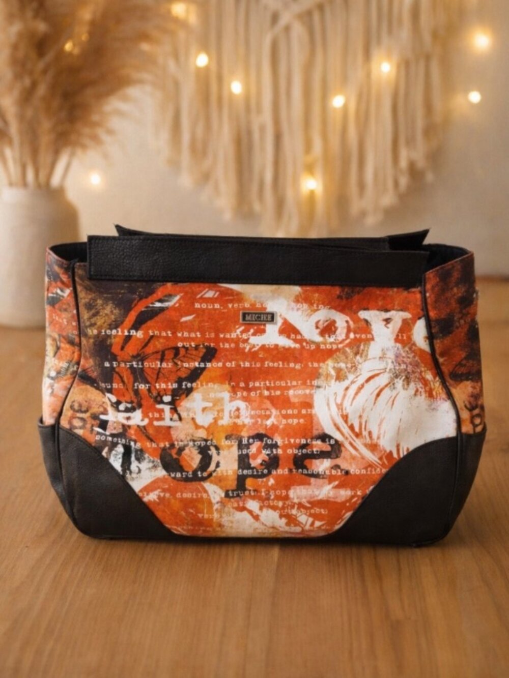 Retired Miche “Hope” Magnetic Shell Purse Classic Size Y2K Revival Graffiti